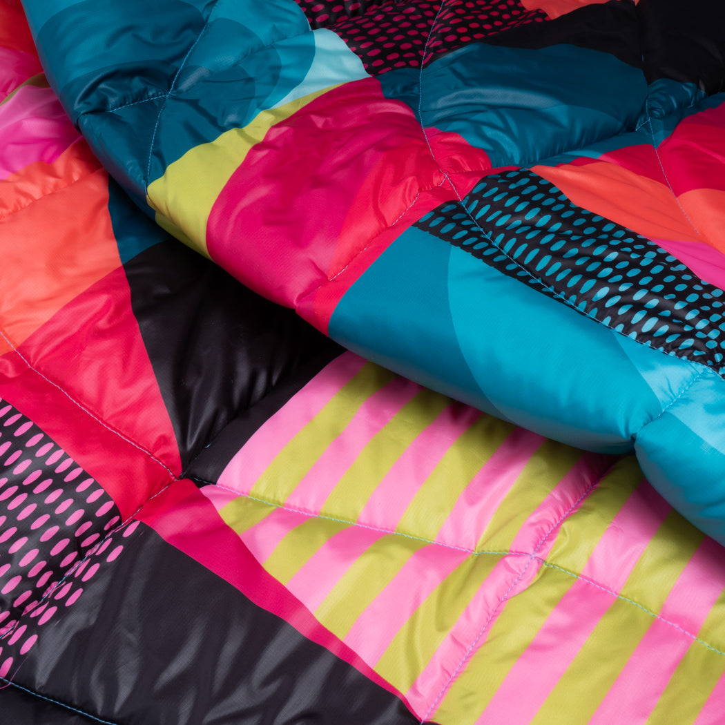 NanoLoft® Puffy Blanket - Chromatic Voyage